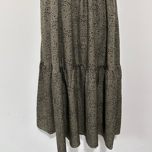 THML Smocked Neck Animal Print MIDI Dress - Picture 5 of 8